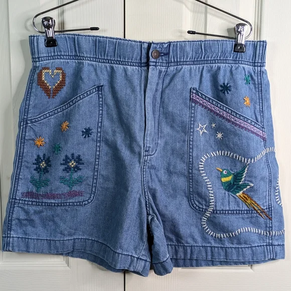 Johnny Was Lyonne Pull On Shorts Large Chambray Embroidered Floral Birds Boho